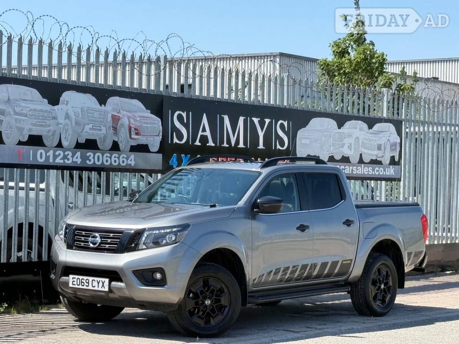 Nissan Navara 2019 in Bedford