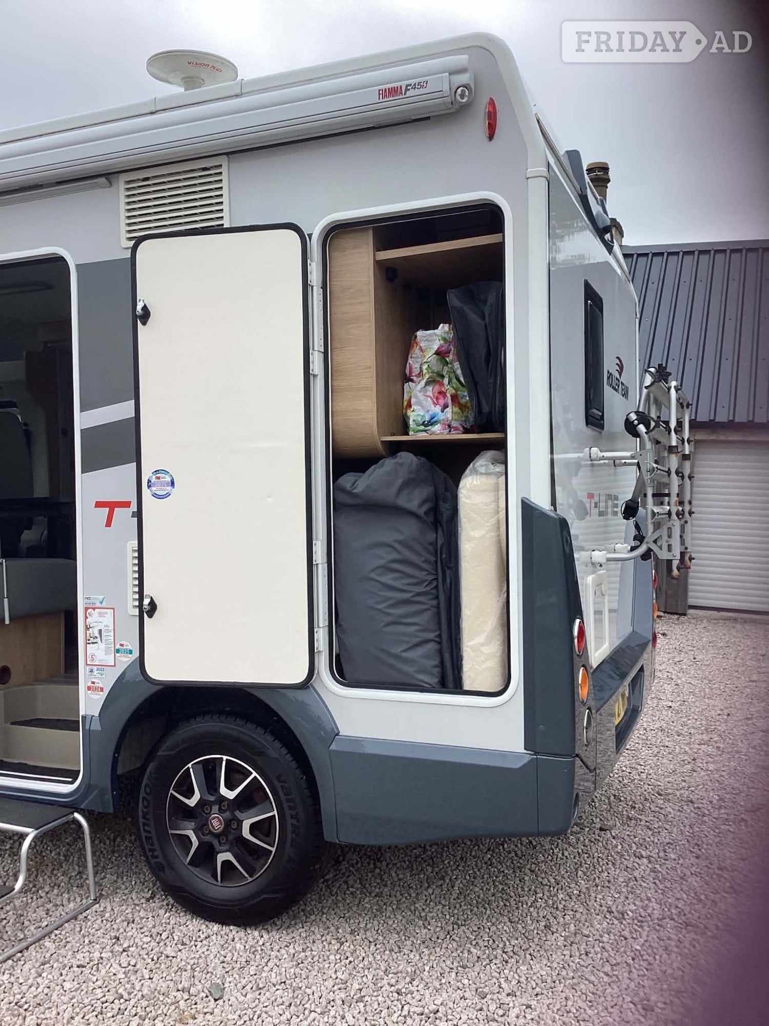 [ berth ]Roller Team T-Line 590