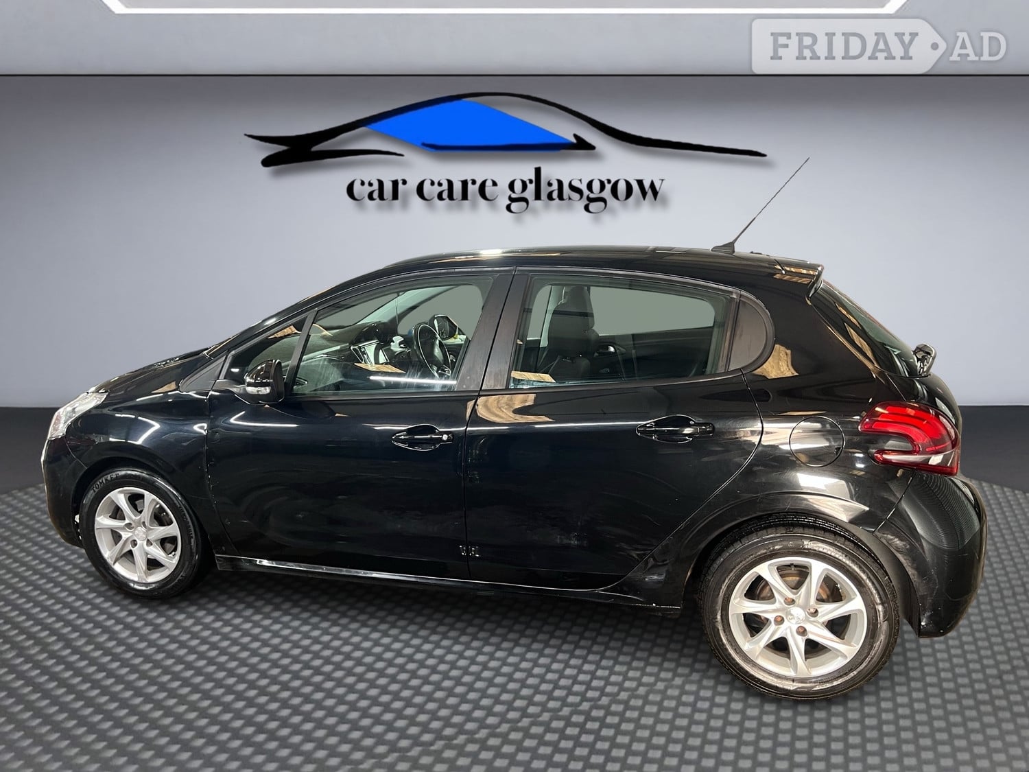 Peugeot 208 Glasgow