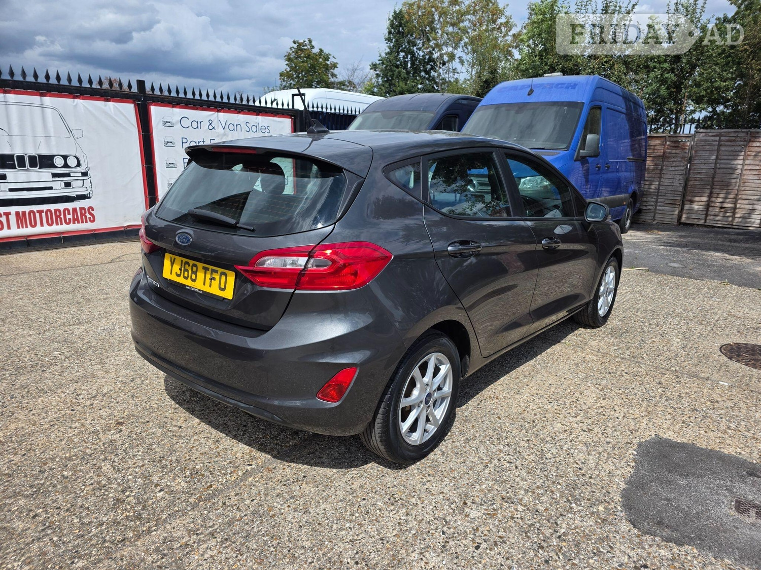 [ berth ]Ford Fiesta