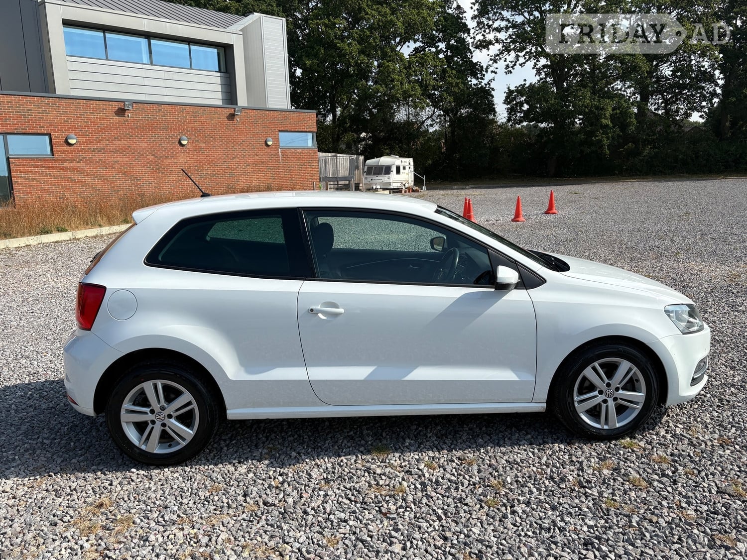 Volkswagen Polo 2017 - Cars