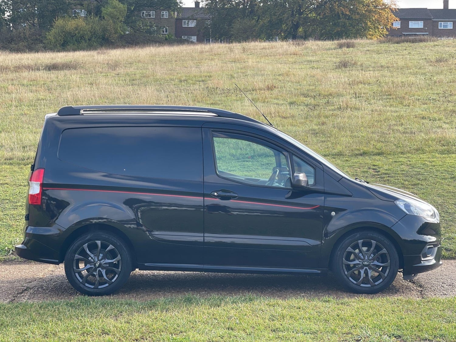 Ford Transit Courier 2020 - Vans & Commercial Vehicles in Hemel Hempstead