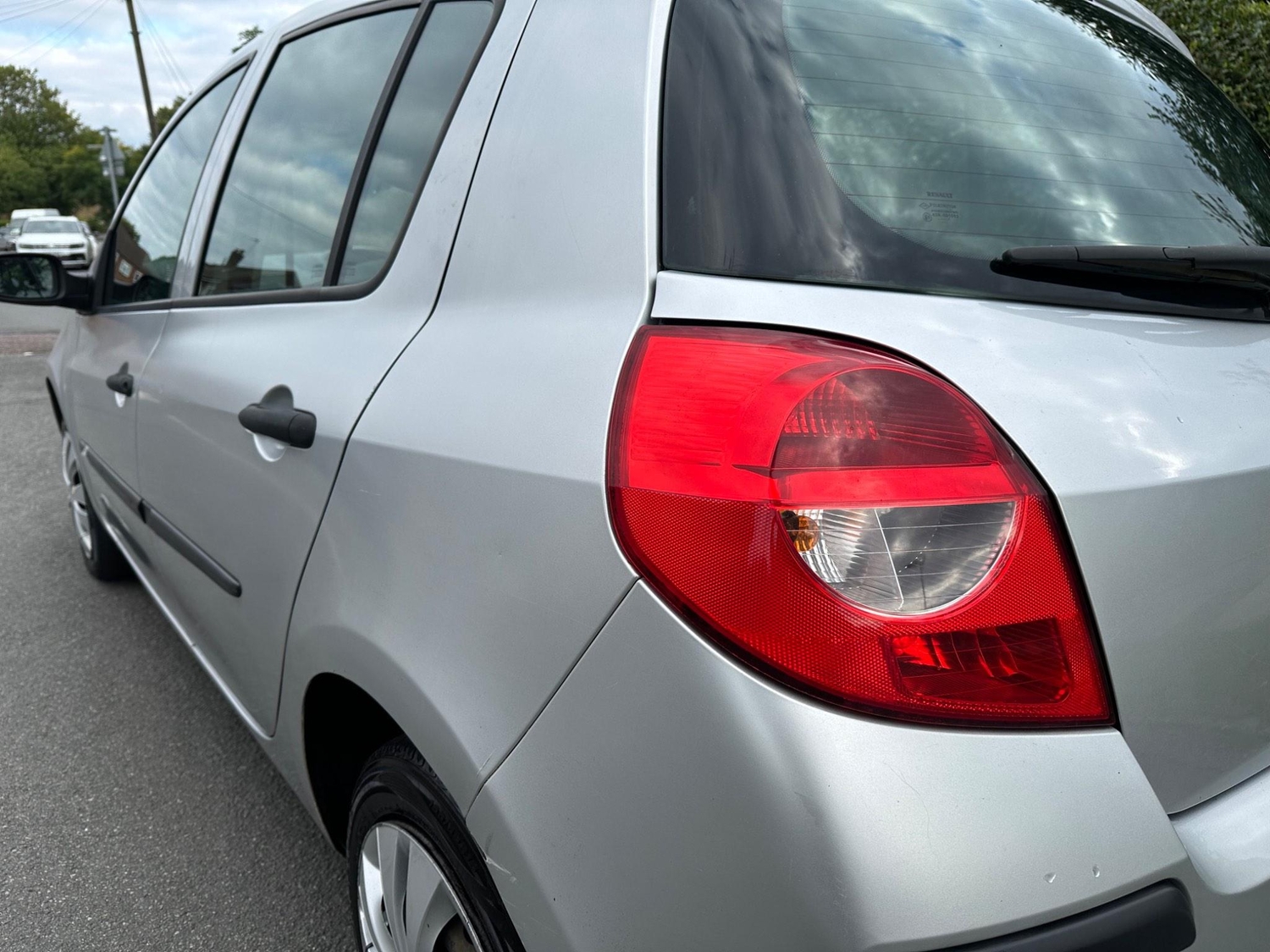 [ berth ]Renault Clio