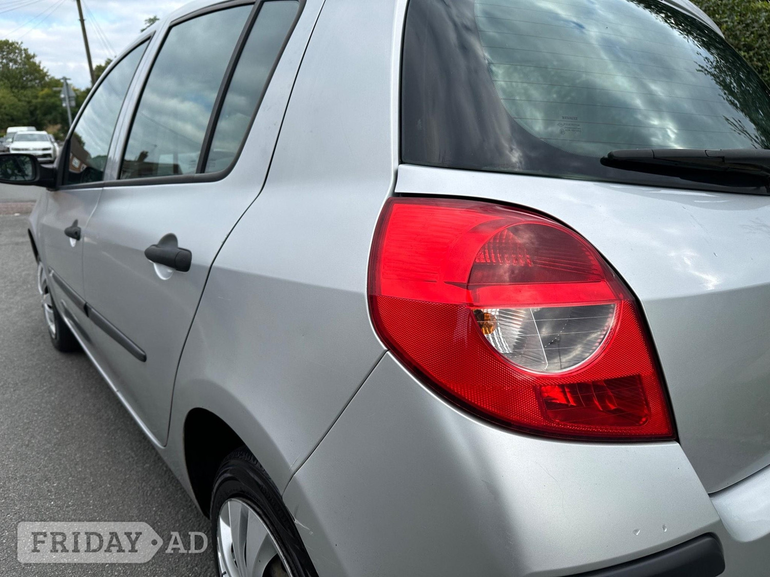 [ berth ]Renault Clio