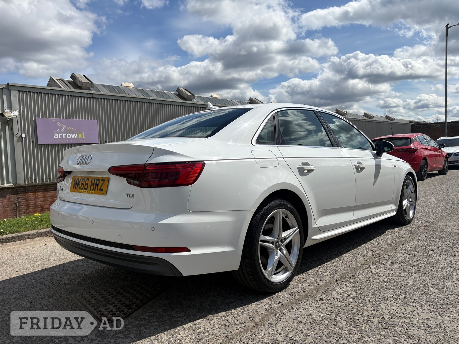 [ berth ]Audi A4