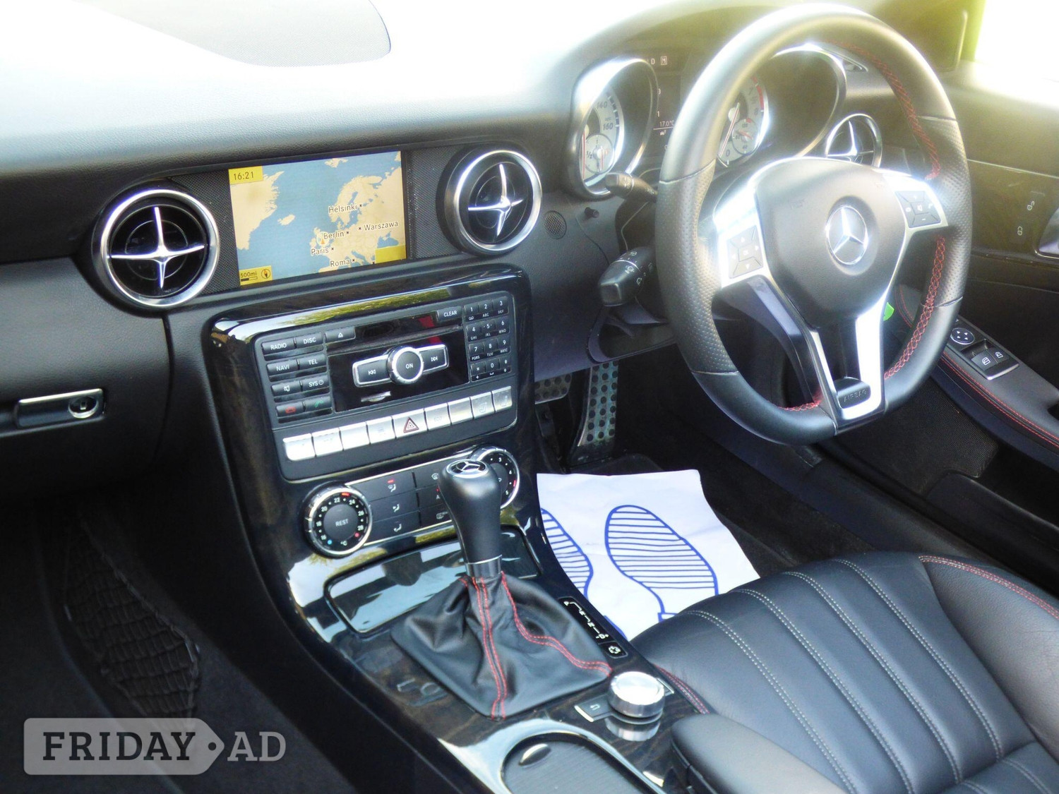 [ berth ]Mercedes-Benz SLK