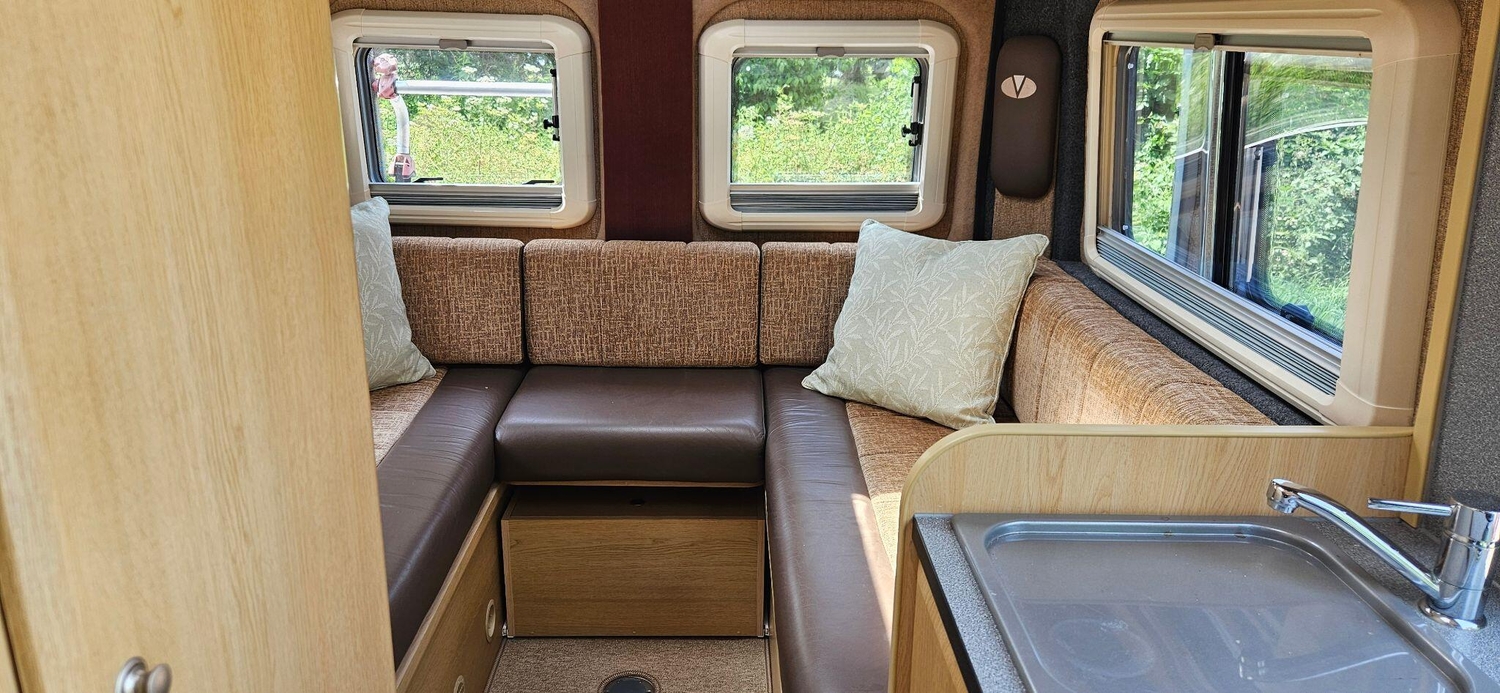 Vantage Motorhomes Med Leicester