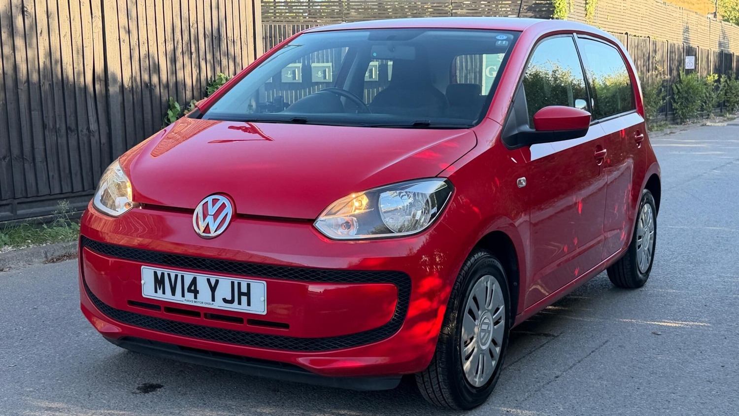[ berth ]Volkswagen Up
