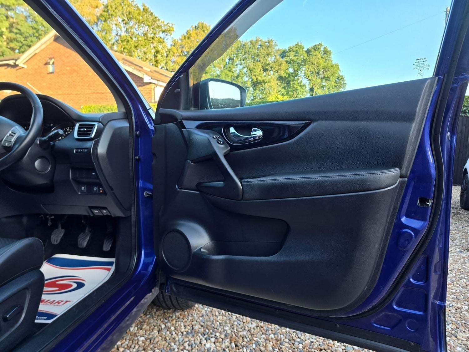 Nissan Qashqai 2015 - Cars