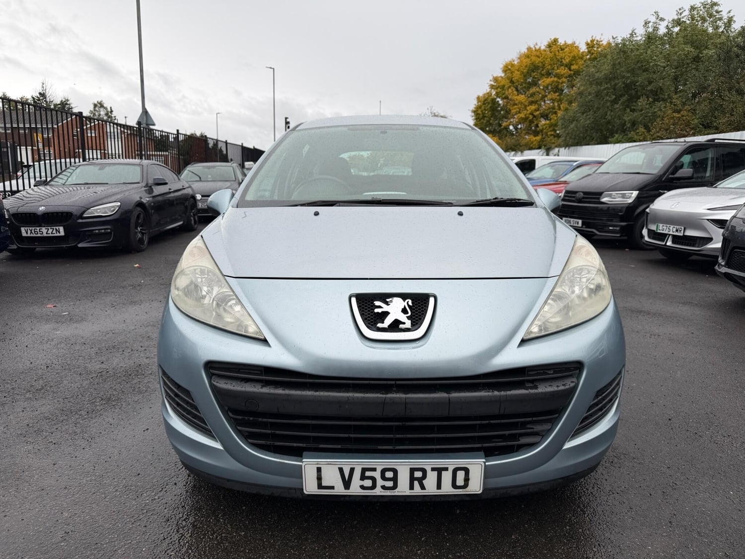 [ berth ]Peugeot 207 SW