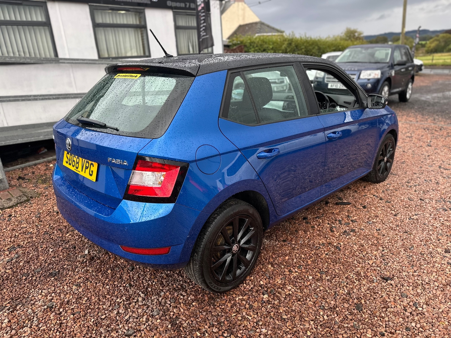 Skoda Fabia 2018 - Cars
