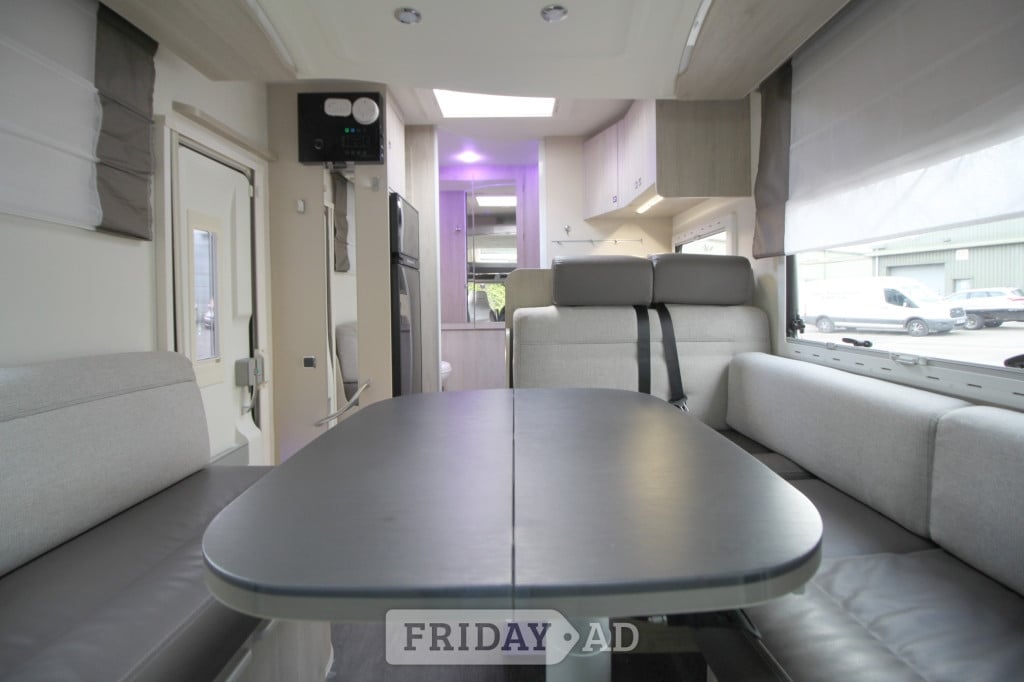 [4 berth ]Chausson FLASH
