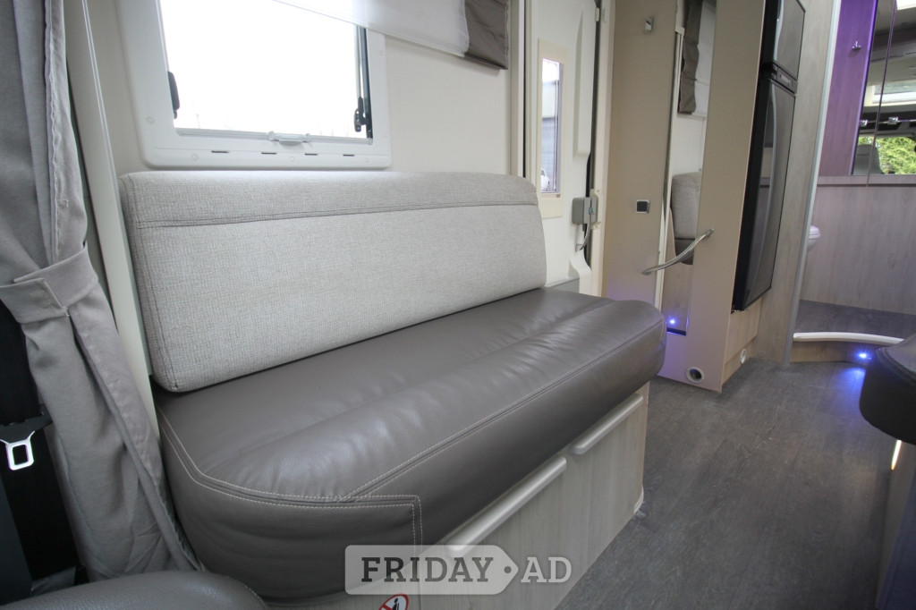 Chausson FLASH 2017 for sale - Motorhomes & Caravans