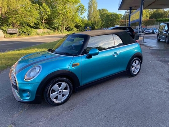 Mini Convertible 2016