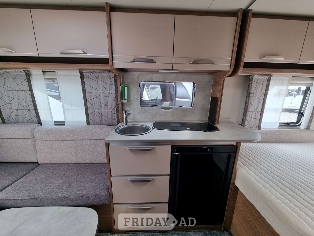 [ berth ]Knaus Sport 450 FU