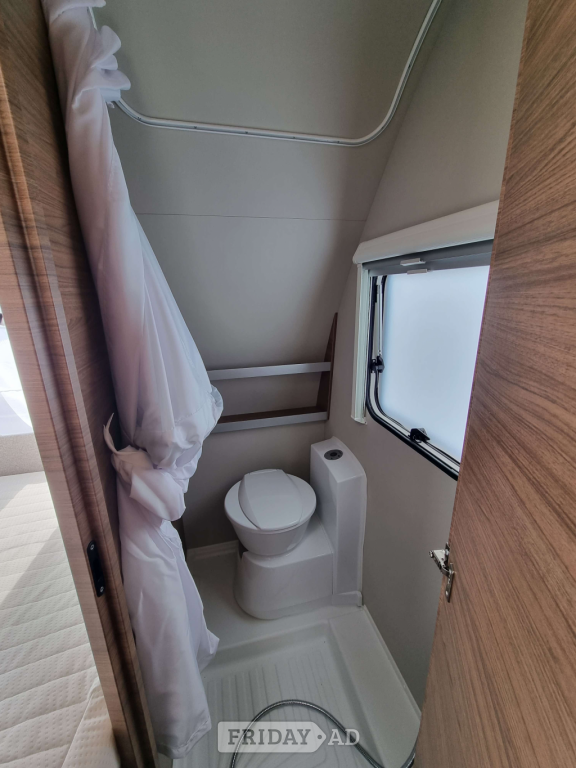 Knaus Sport 450 FU 2024 - Motorhomes & Caravans