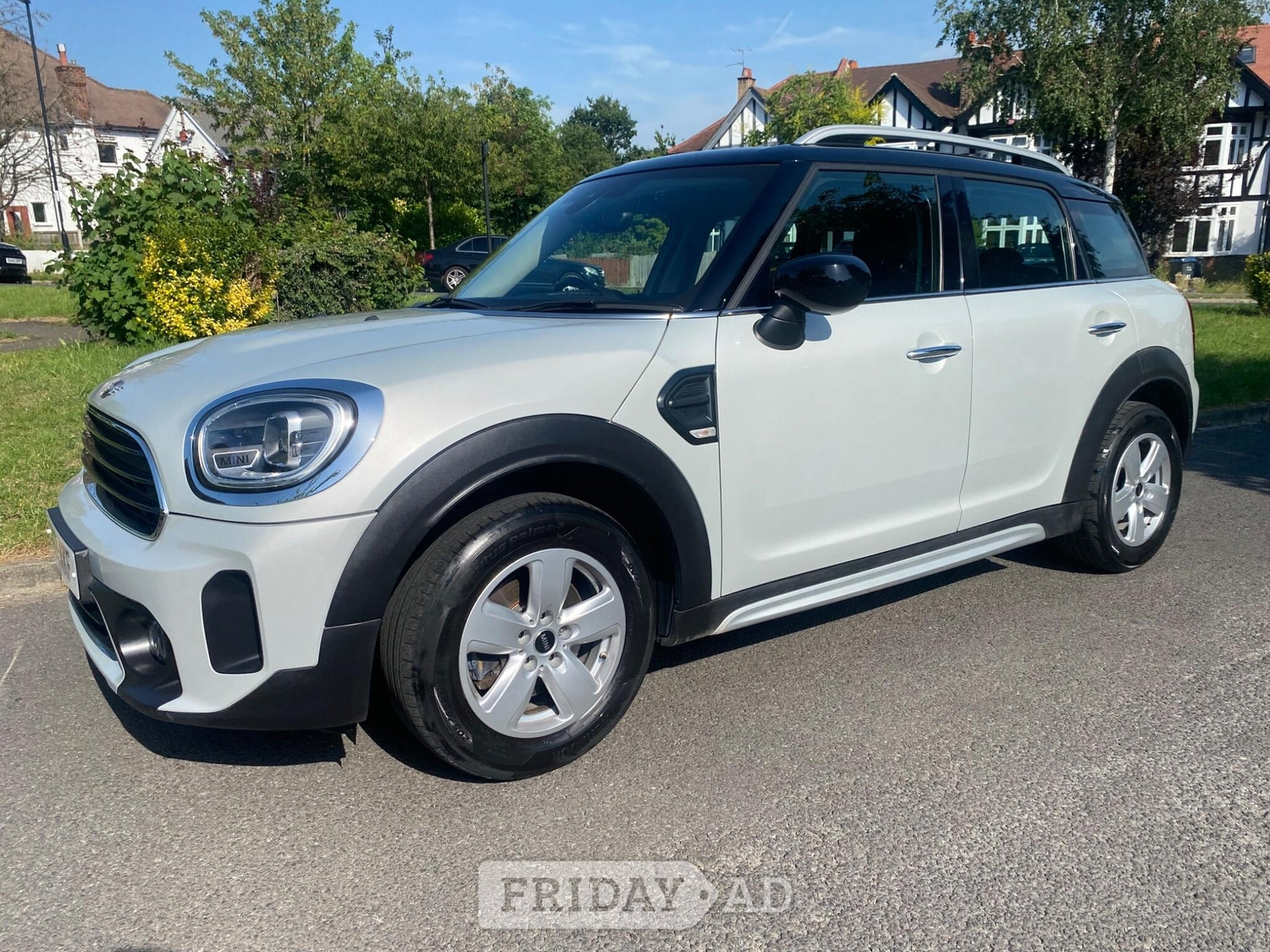 Mini Countryman 2021 - Cars in Lambeth