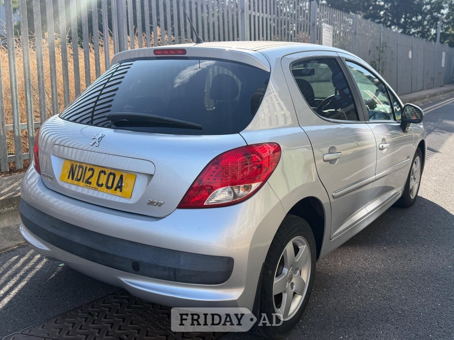 Peugeot 207 2012 - Cars in Willesden