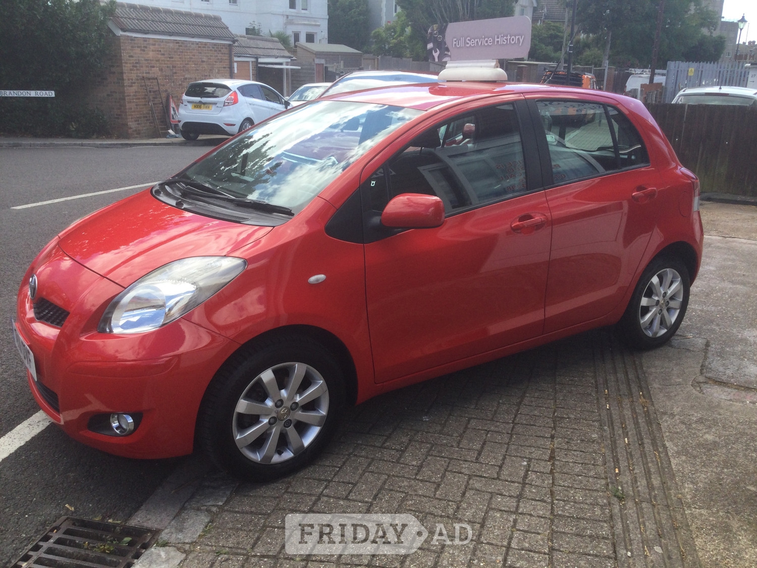Toyota Yaris 2011 in Southsea