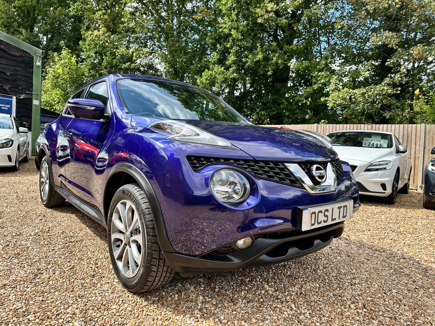 Nissan Juke Hook