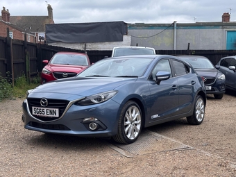 Mazda 3 2015