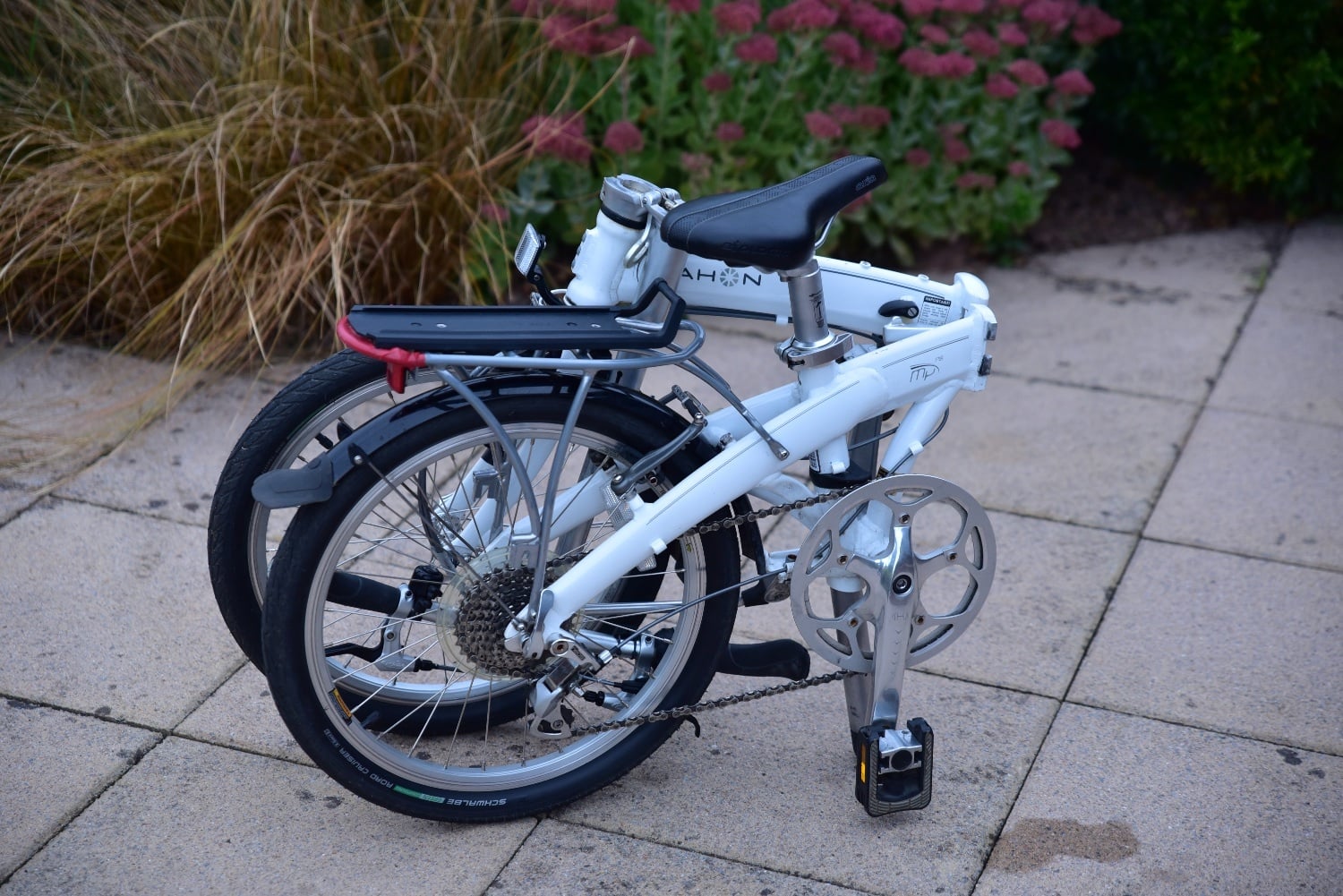 Hereford Two Dahon mu P8 Folding Bicycles