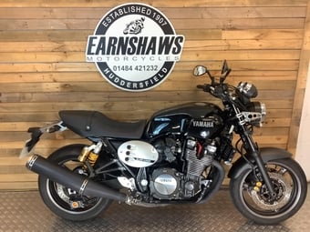 Yamaha XJR 2015