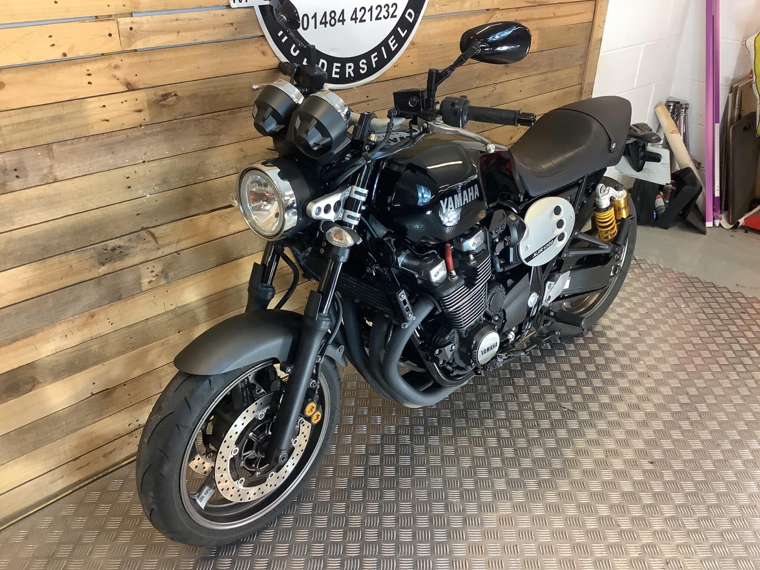 [ berth ]Yamaha XJR