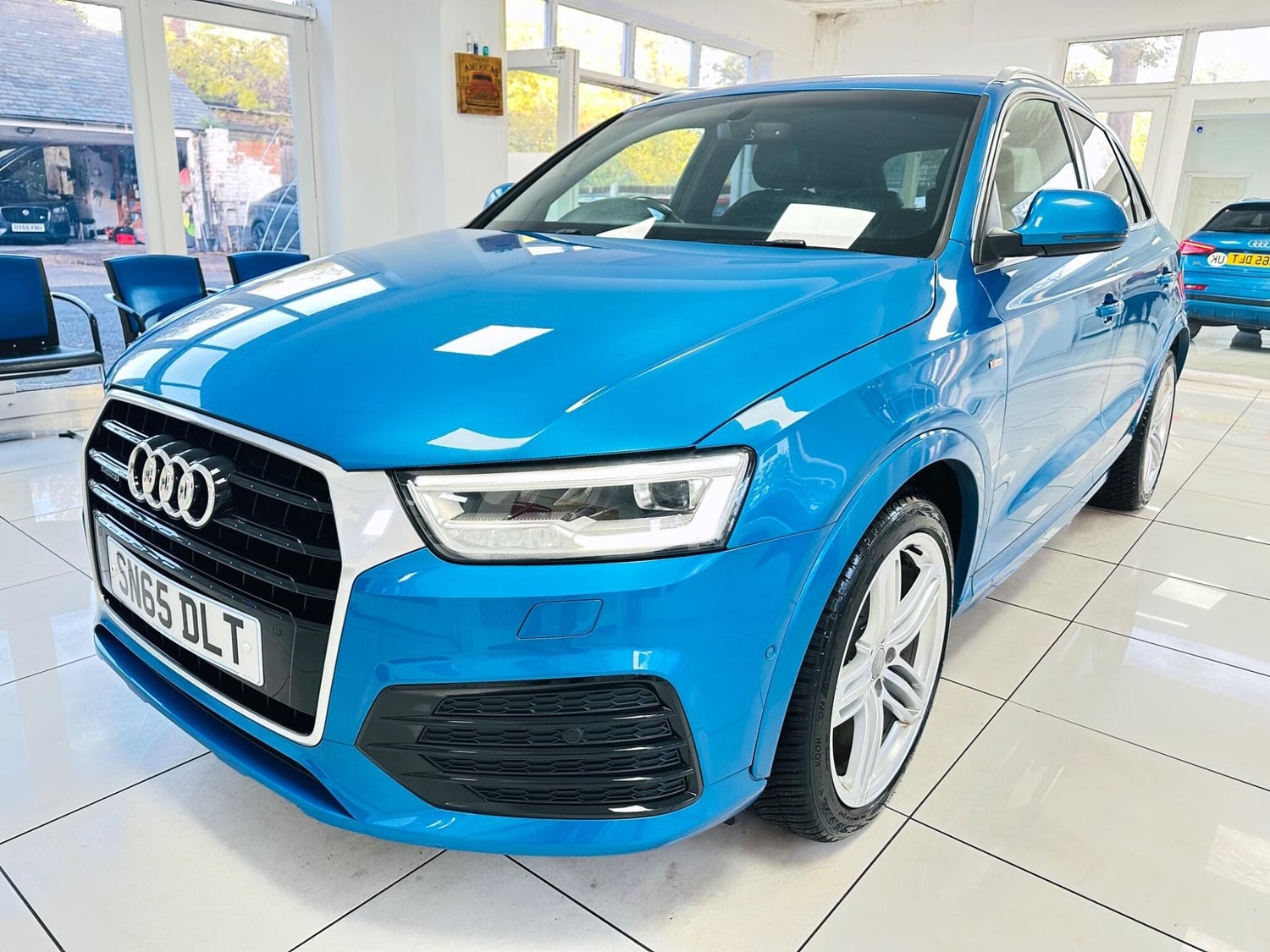 Audi Q3 2015 - Cars