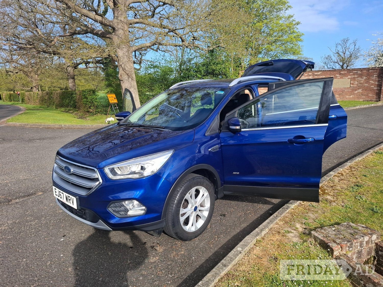 [ berth ]Ford Kuga