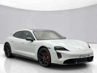 Porsche Taycan 2022