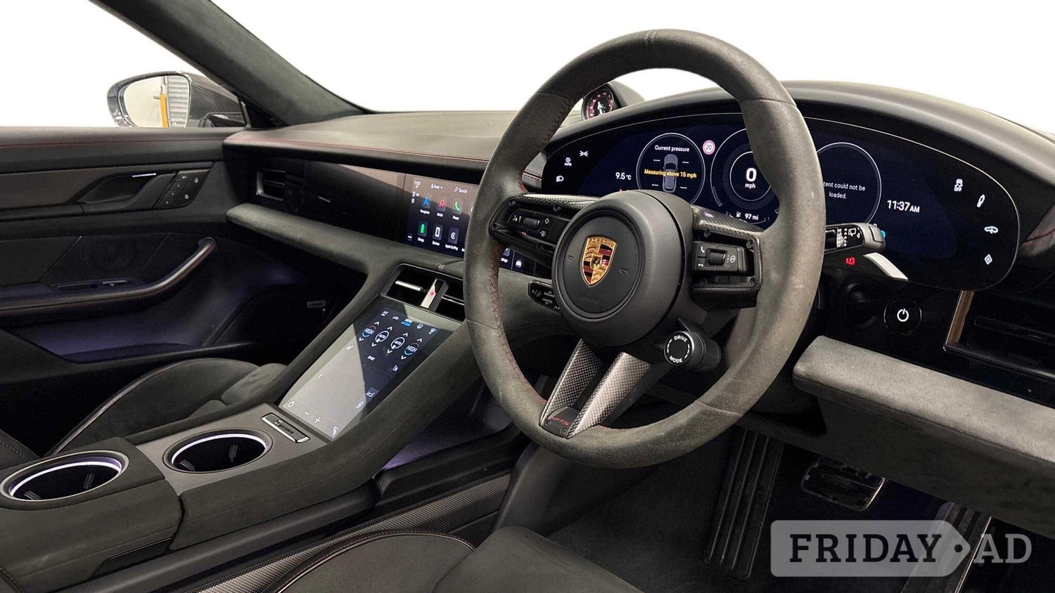 [ berth ]Porsche Taycan