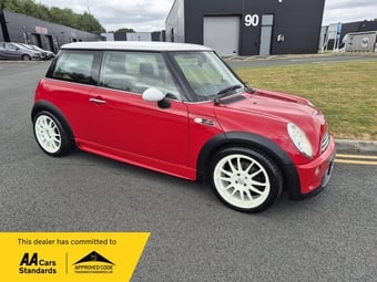 Mini Hatch 2004