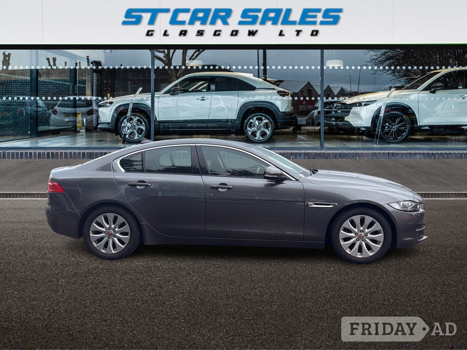 [ berth ]Jaguar XE
