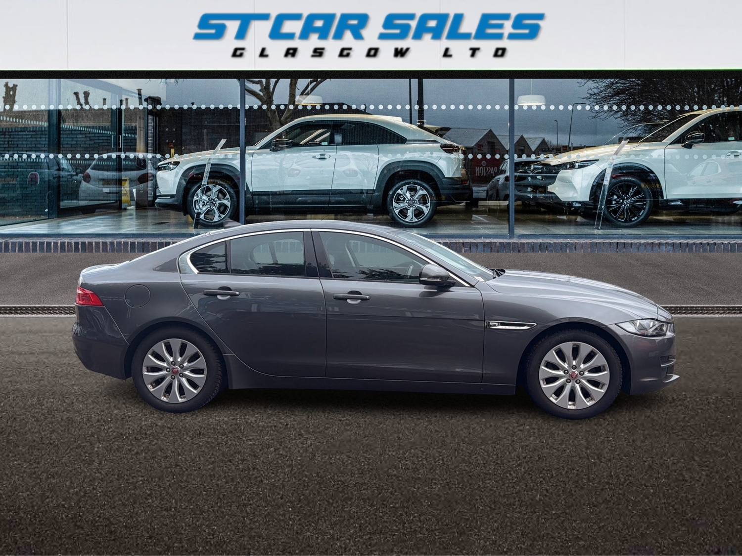 [ berth ]Jaguar XE