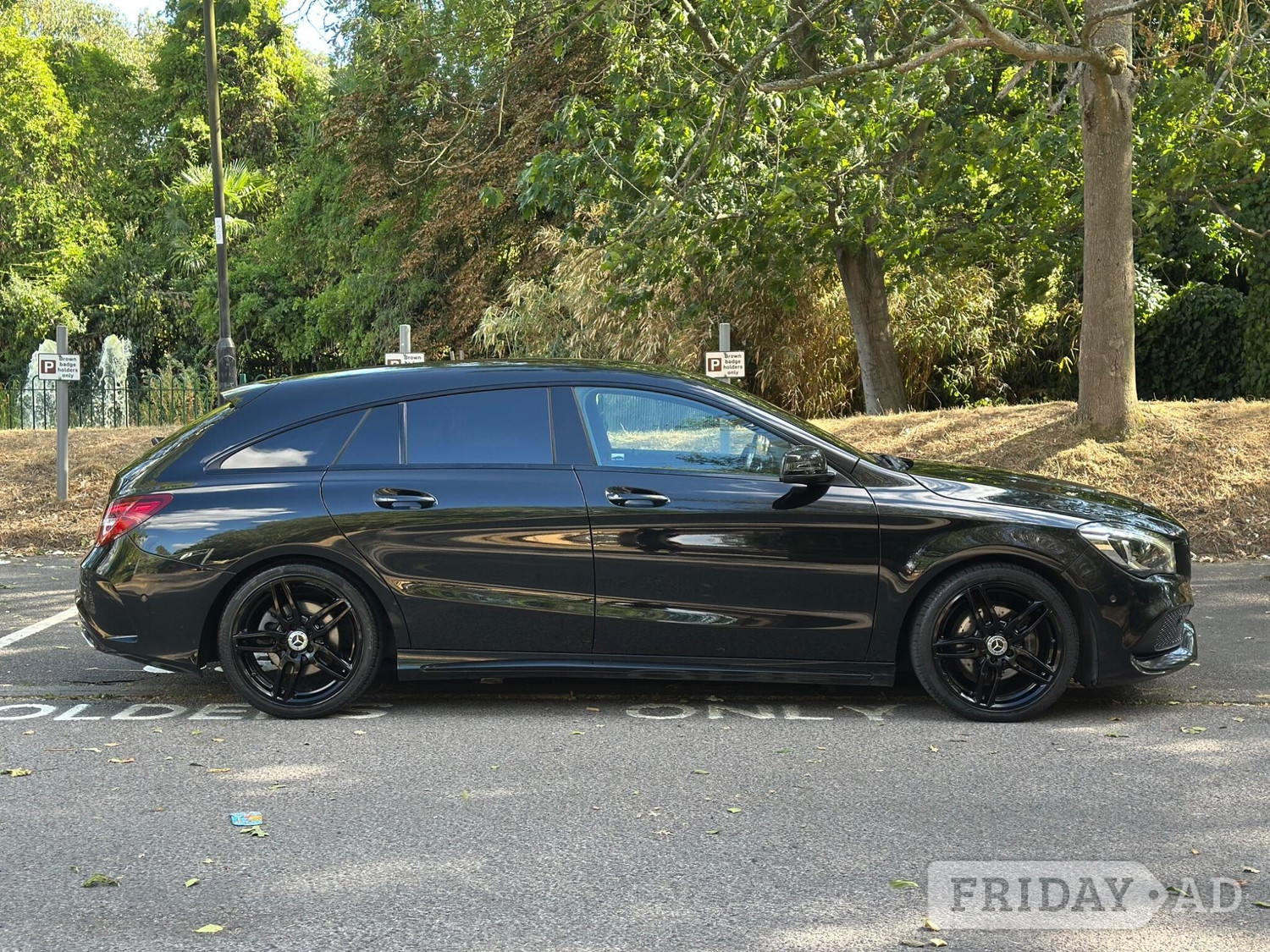 [ berth ]Mercedes-Benz CLA Class