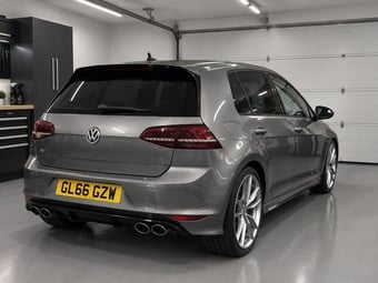 Volkswagen Golf 2016