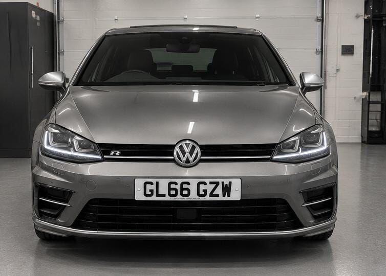 [ berth ]Volkswagen Golf