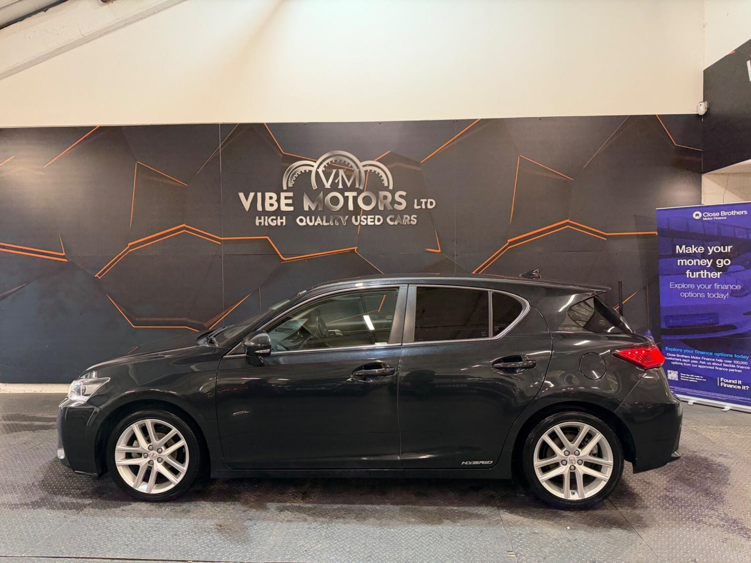 Lexus CT 2018 - Cars in Harrow