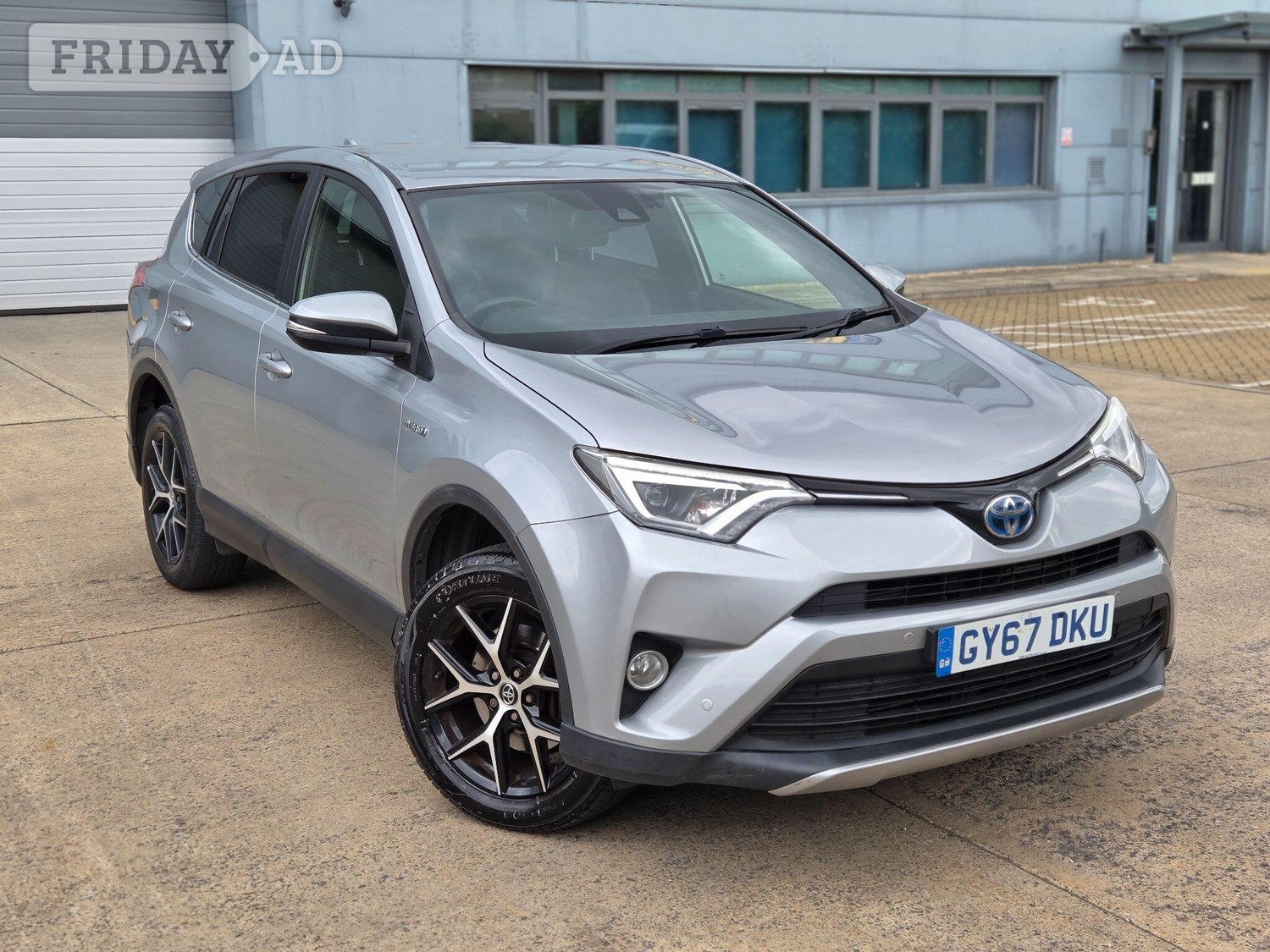 Toyota RAV4 2017 in Slough