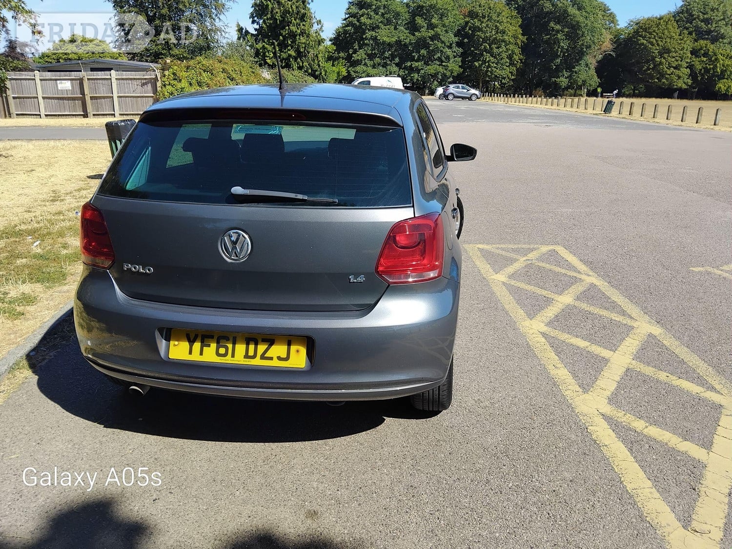 Volkswagen Polo 2011 - Cars