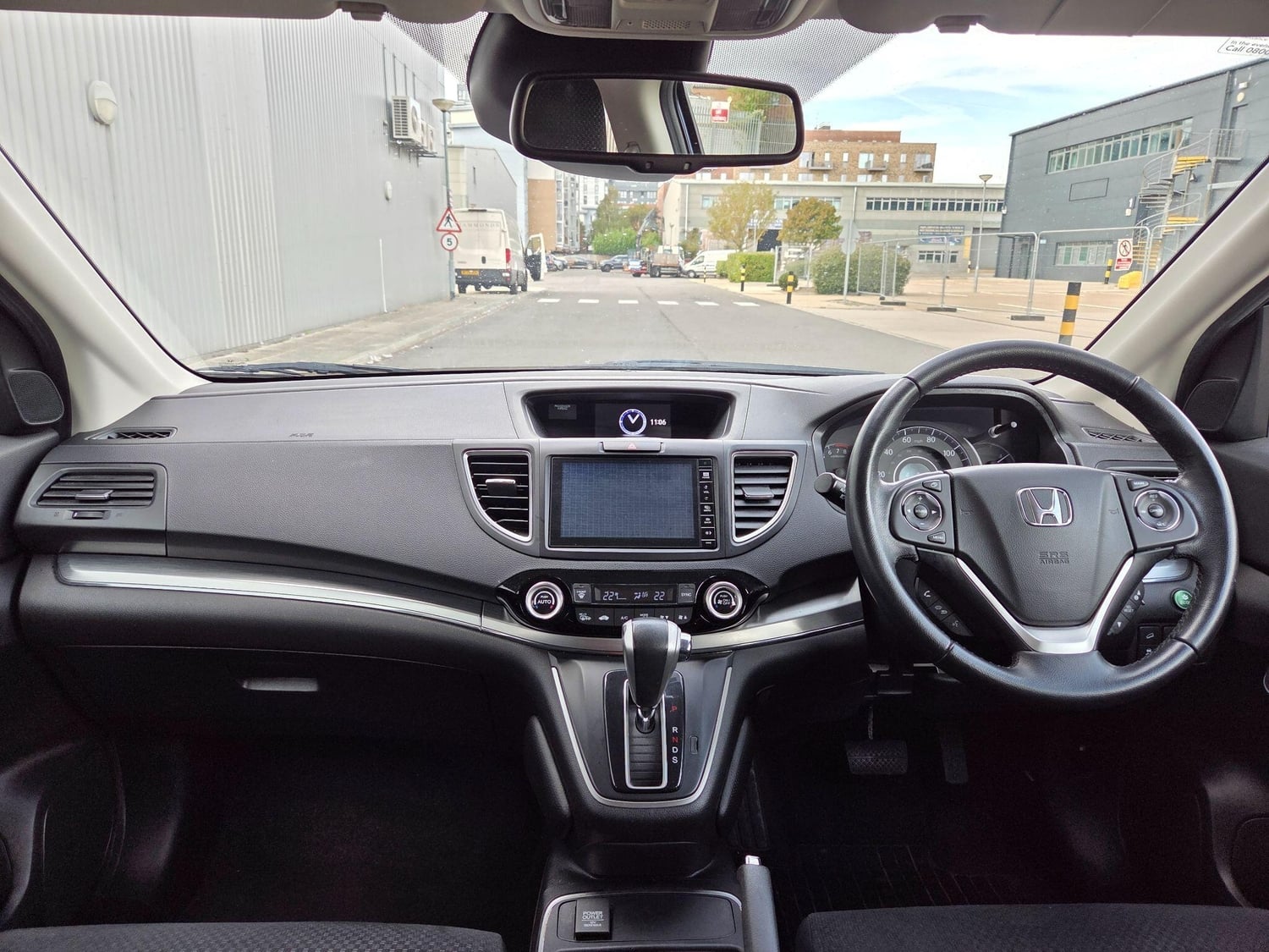 Honda CR-V 2016 - Cars in Slough