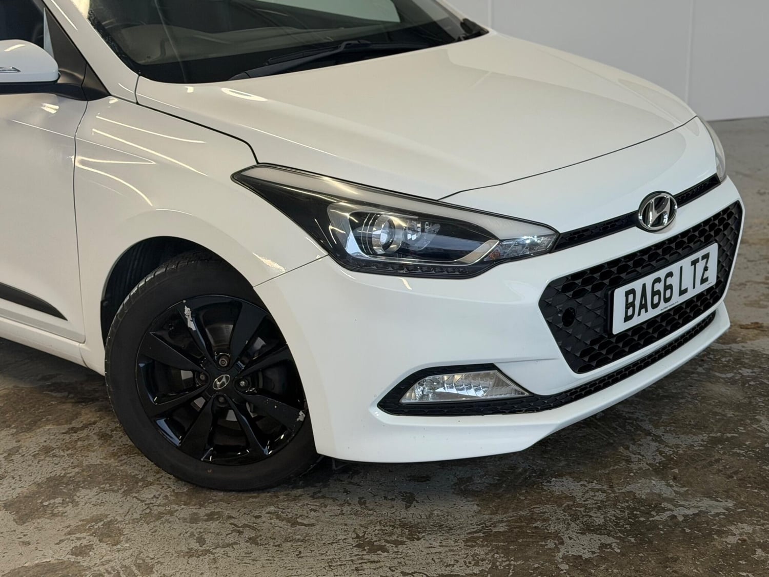 [ berth ]Hyundai i20