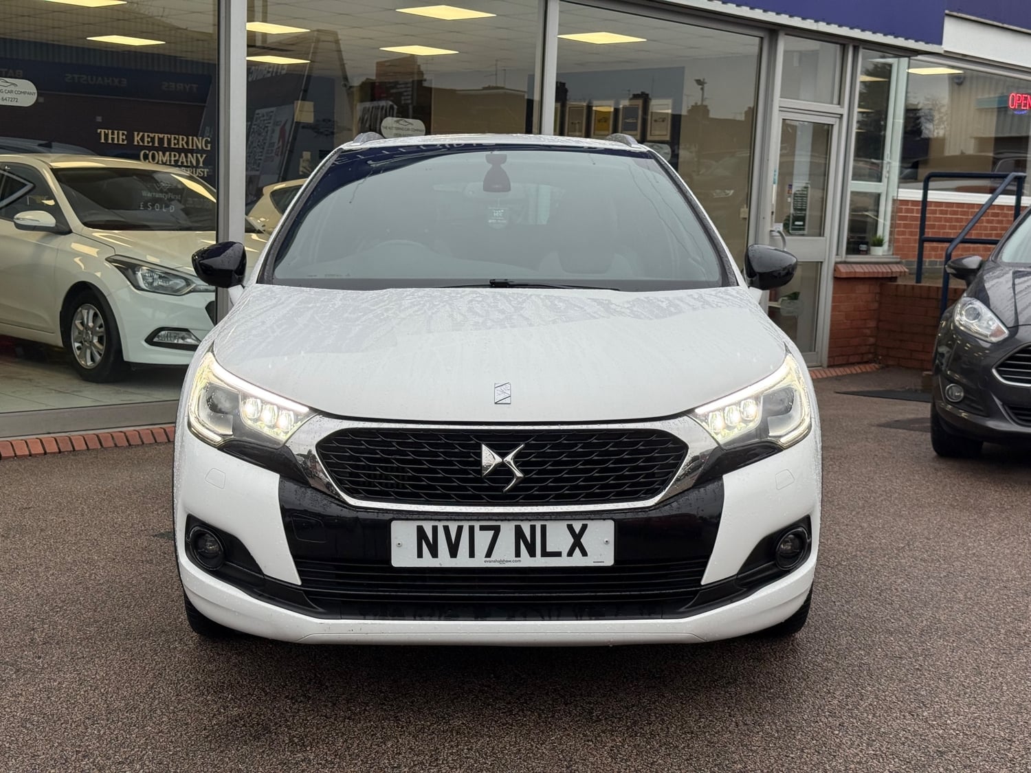 DS DS 4 Crossback 2017 - Cars