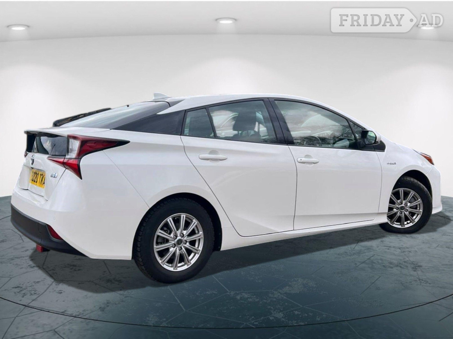 Toyota Prius 2020 - Cars in Walsall