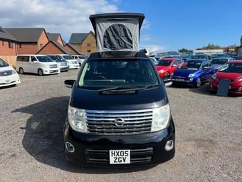 Nissan Elgrand 2005