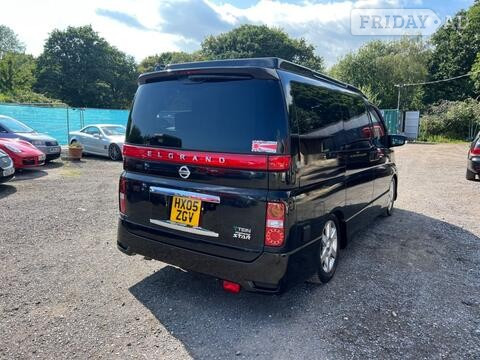Nissan Elgrand 2005 - Cars