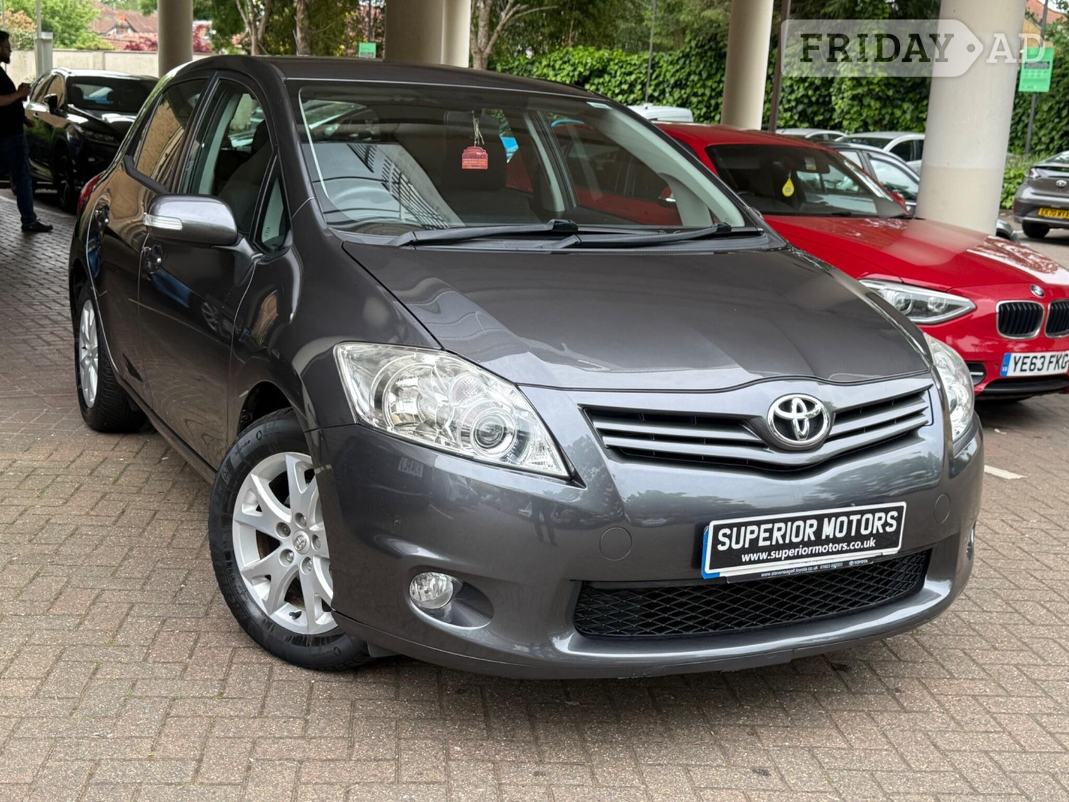 Toyota Auris Staines