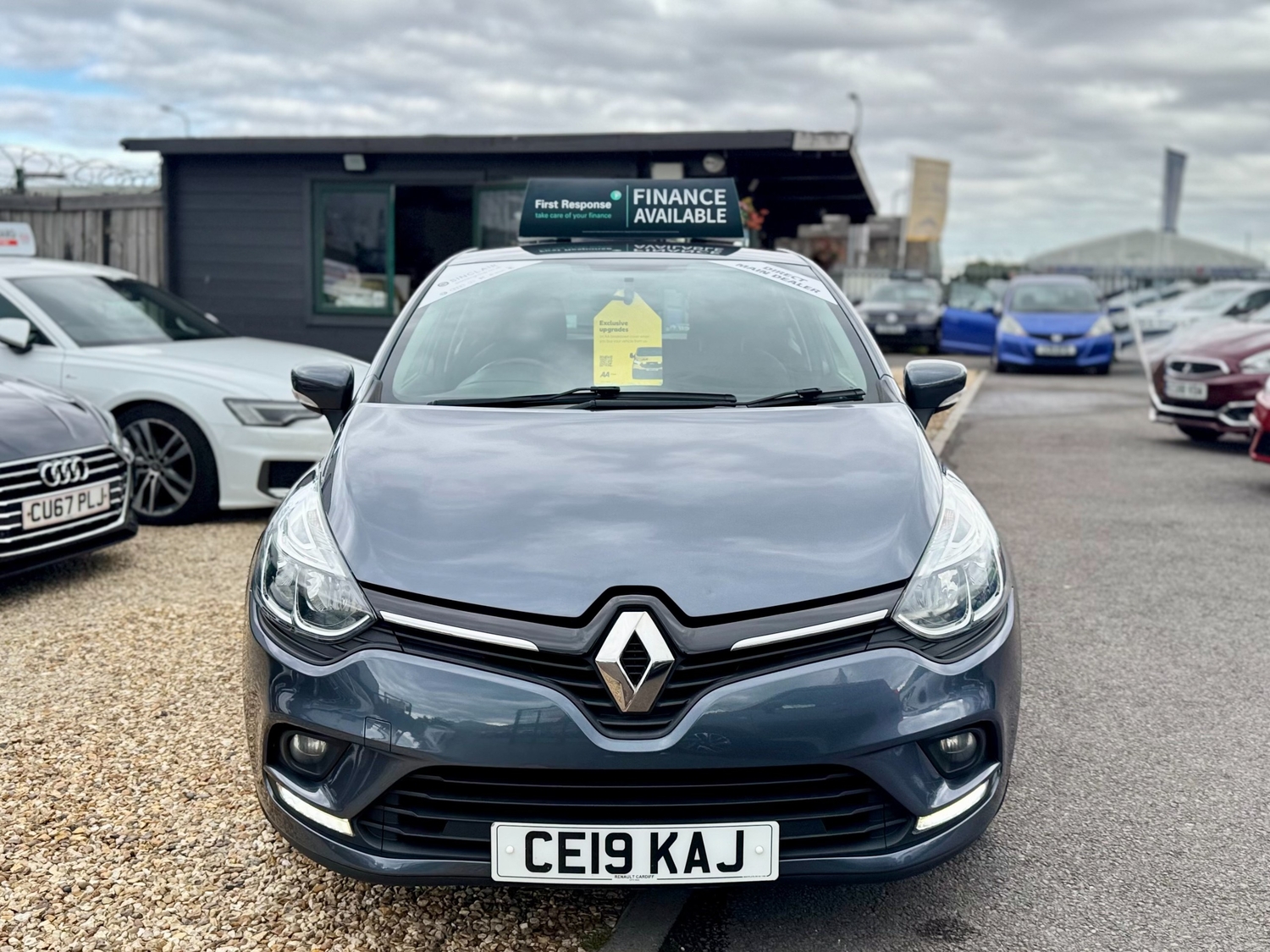 Renault Clio Cardiff