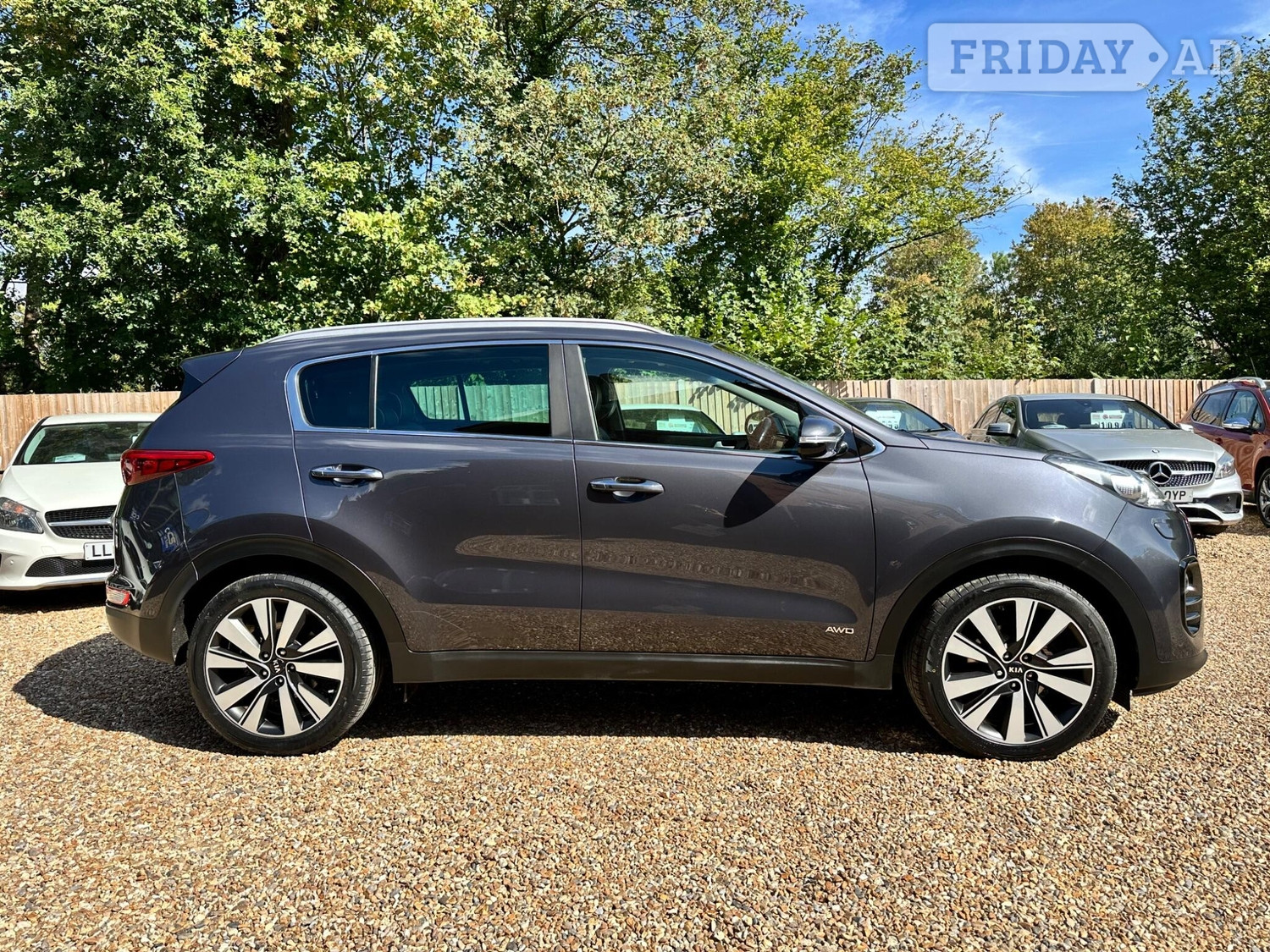 [ berth ]Kia Sportage